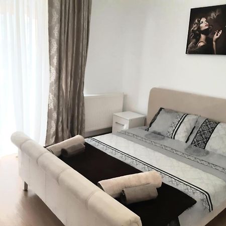 Apartament Cusai ブラショフ エクステリア 写真